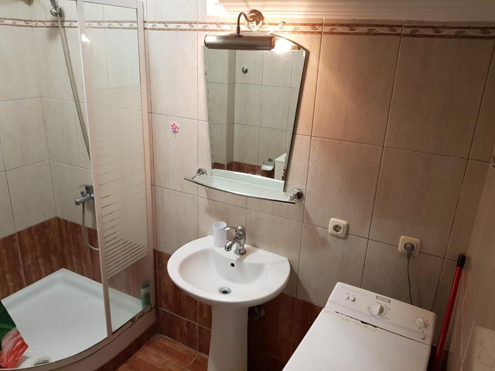 Apartment 2 *